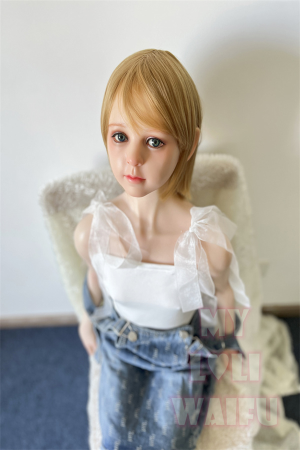 Silicone Doll 138AA Alice (15)